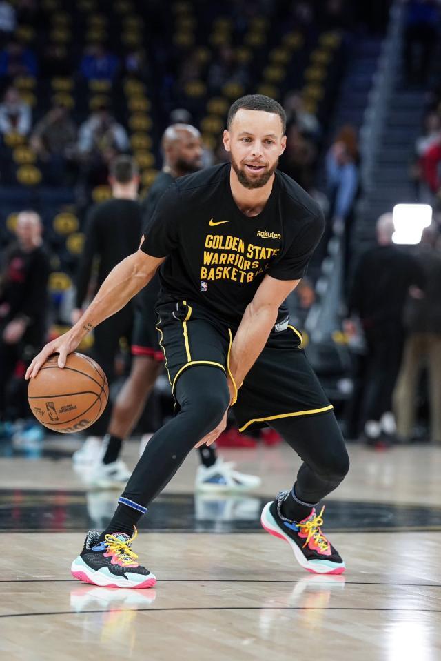 华体会体育-万幸！检查显示库里脚踝伤势不重 勇士盼继续冲刺